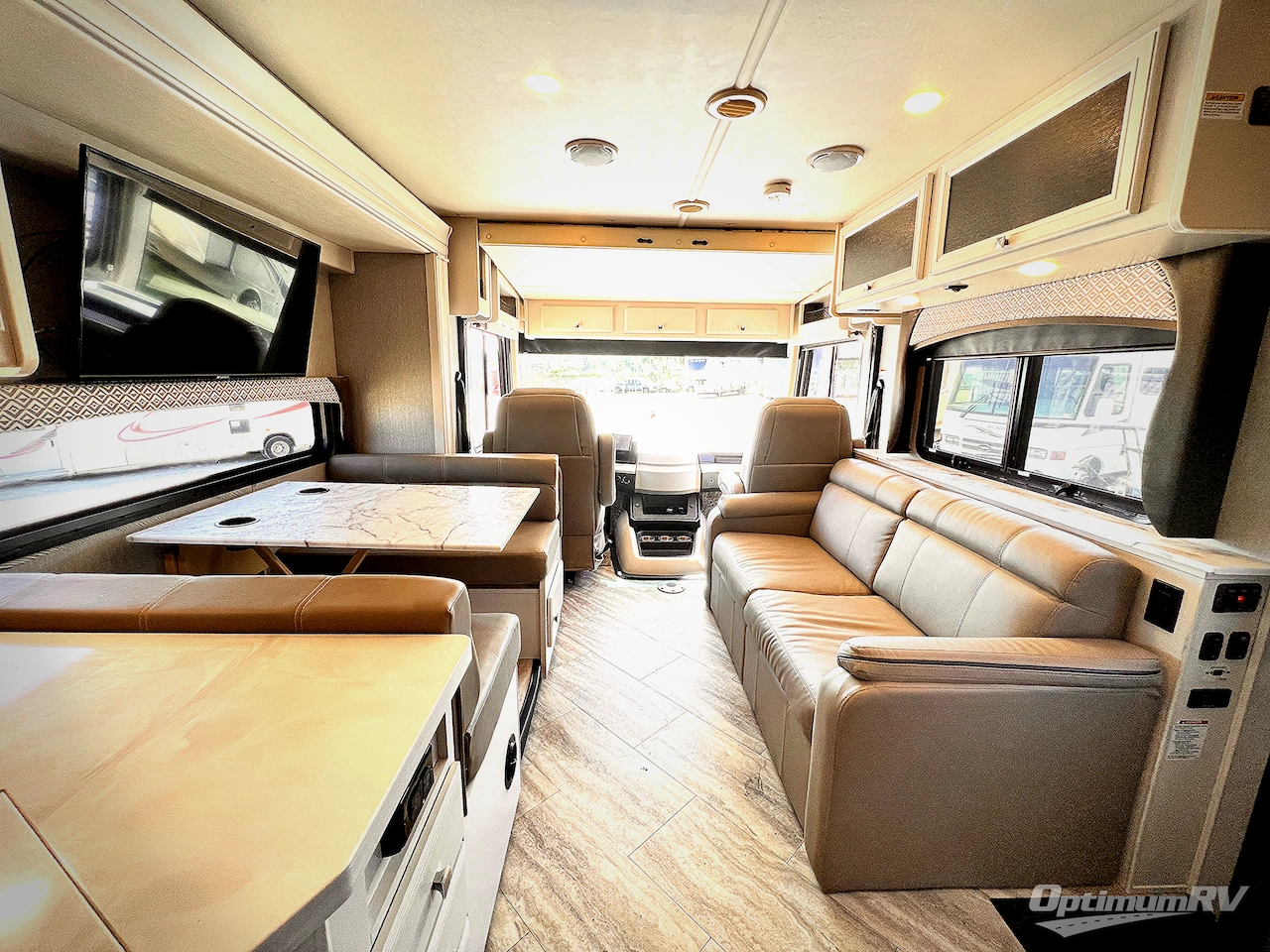 2021 Fleetwood Fortis 33HB Photo 6