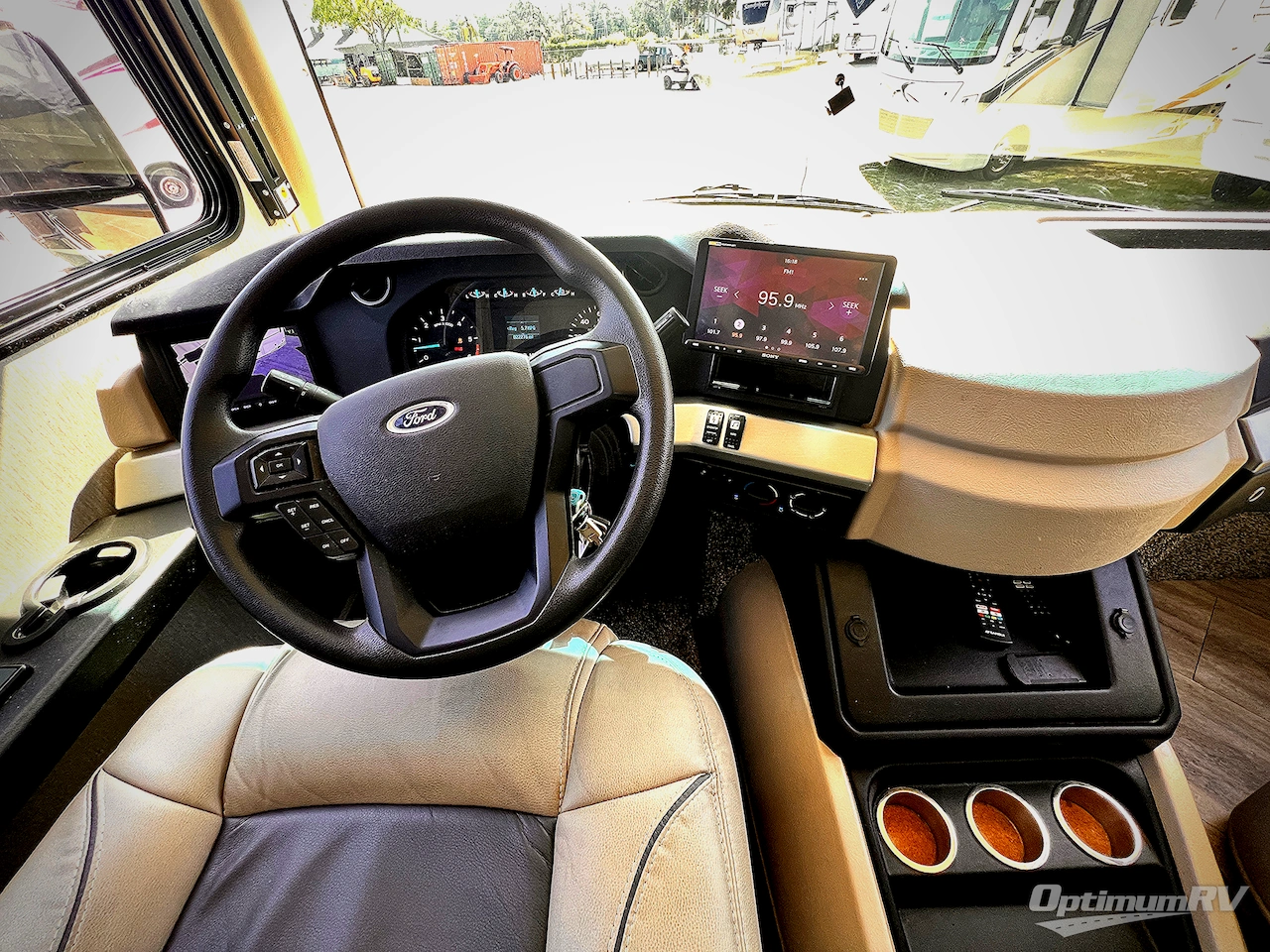 2021 Fleetwood Fortis 33HB Photo 8