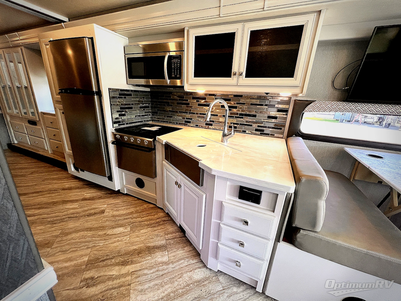 2021 Fleetwood Fortis 33HB Photo 11