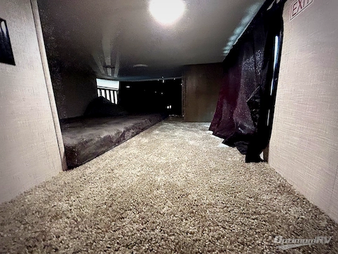 2024 Jayco Jay Flight Bungalow 40DLFT RV Photo 3