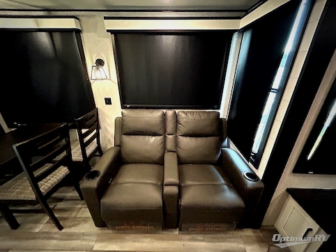 2024 Jayco Jay Flight Bungalow 40DLFT RV Photo 4