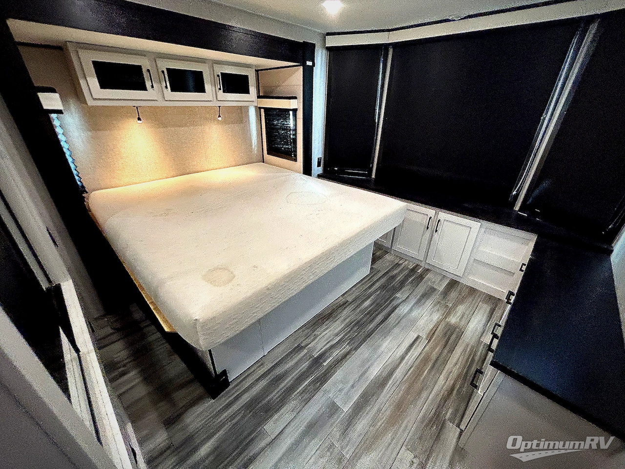 2024 Jayco Jay Flight Bungalow 40DLFT Photo 8