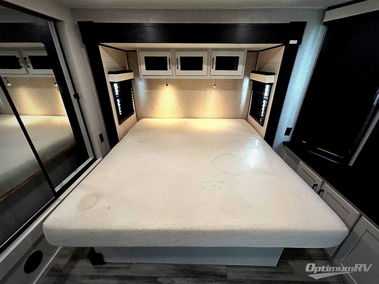 2024 Jayco Jay Flight Bungalow 40DLFT Photo 9