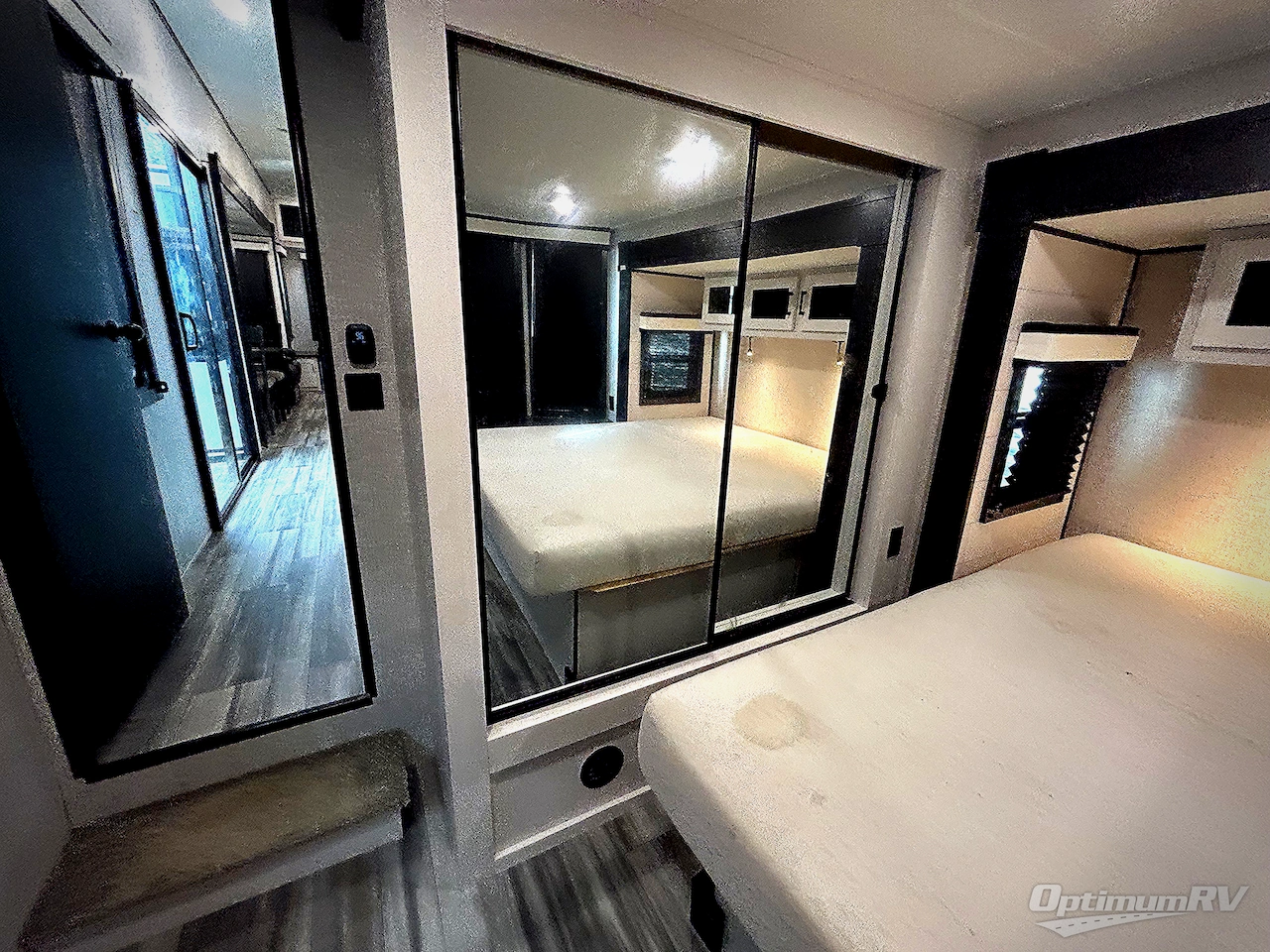 2024 Jayco Jay Flight Bungalow 40DLFT Photo 11