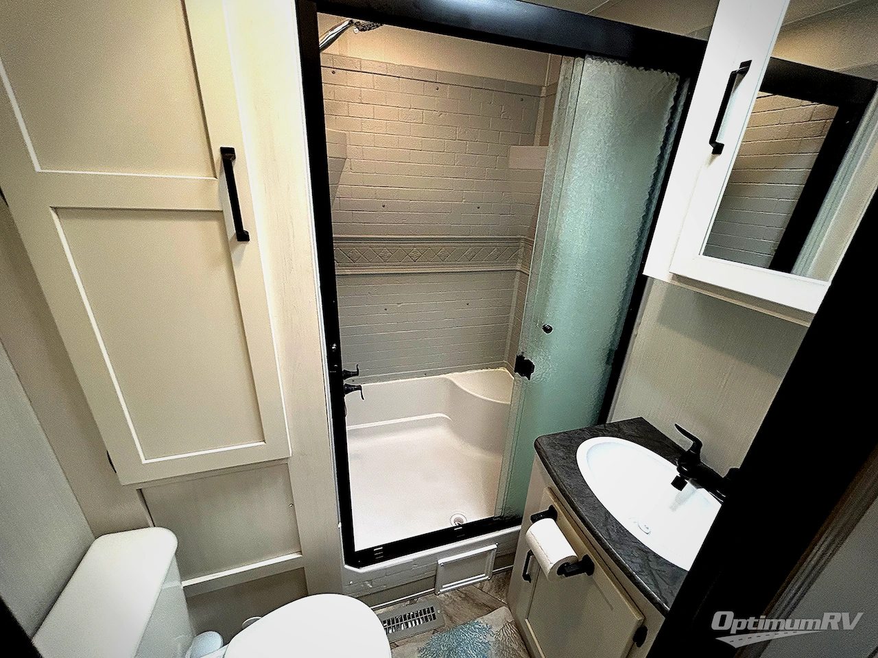 2023 Palomino Puma Destination 37PFL Photo 14